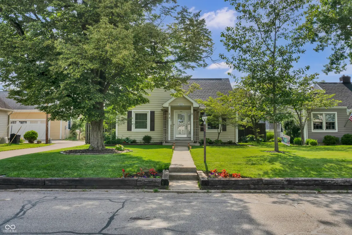 2222 Chestnut Street, Columbus, IN 47201 - #1