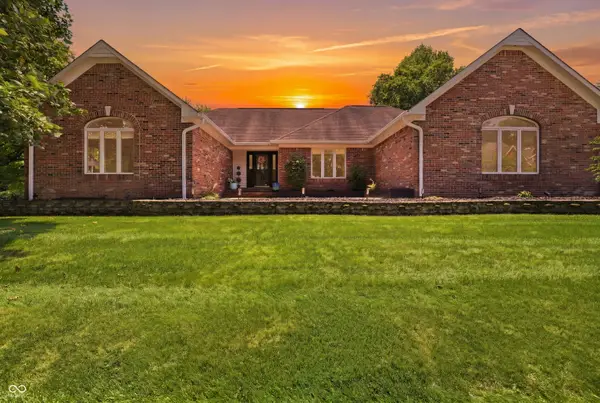 12039 Admirals Pointe Drive, Indianapolis, IN 46236
