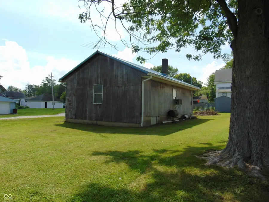 121 S Lebanon Street, Jamestown, IN 46147 - #3