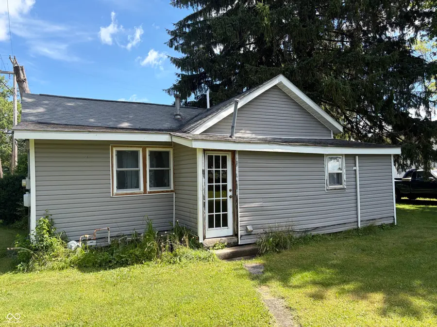 403 E Broad Street, Spiceland, IN 47385 - #2