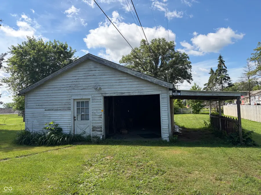 403 E Broad Street, Spiceland, IN 47385 - #3