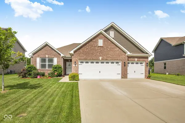 3268 S Cordell Road, New Palestine, IN 46163