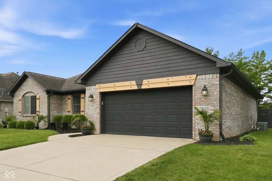 5054 Braemar Street, Avon, IN 46123 - #2