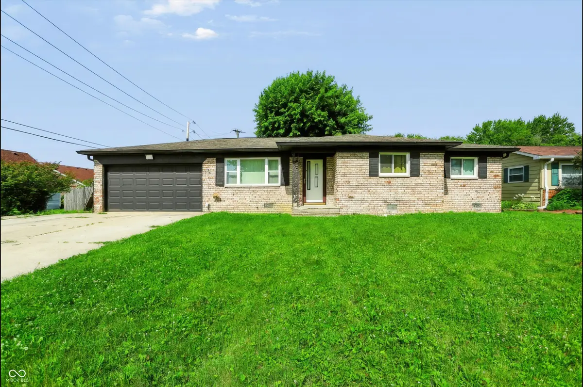 108 Granby Drive, Cumberland, IN 46229 - #1