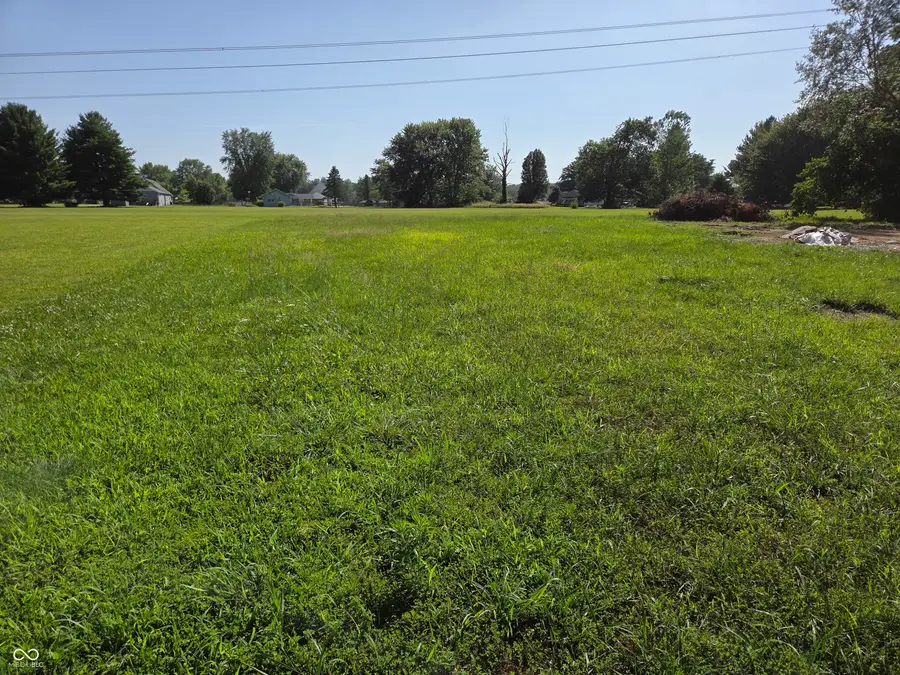 1157 E Mohican Trail E, Greensburg, IN 47240 - #2