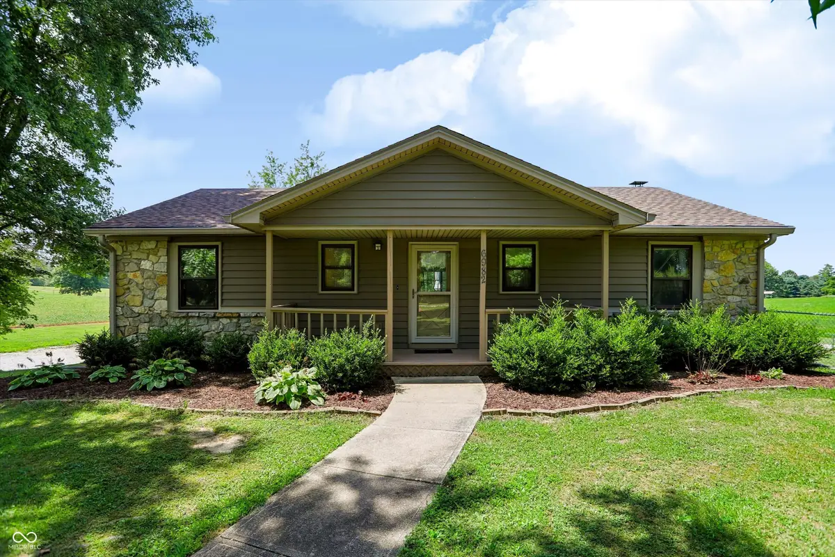 6982 S 125 W, Trafalgar, IN 46181 - #1