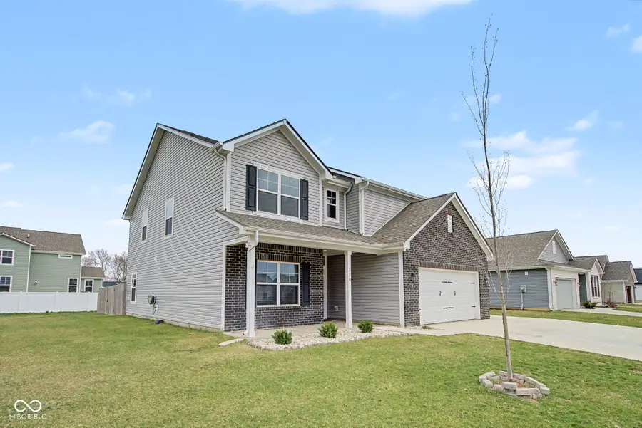 379 Oakswept Way, Greenfield, IN 46140 - #2