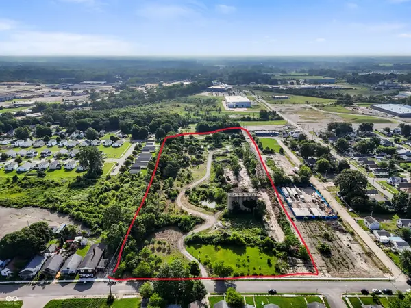 1200 E 26th Street, Anderson, IN 46016