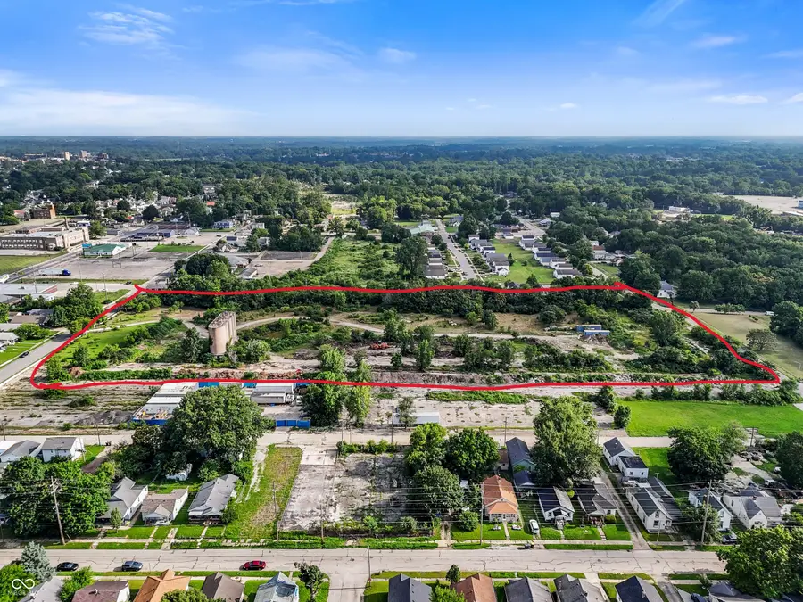 1200 E 26th Street, Anderson, IN 46016 - #3