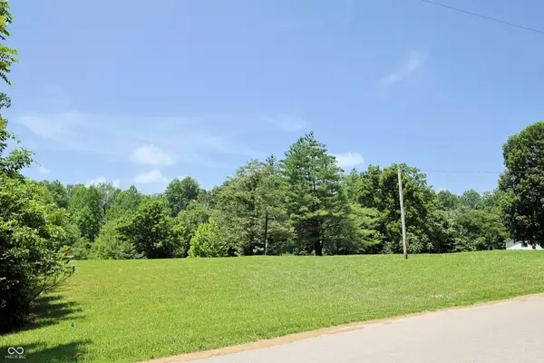 9950 S Chapel Hill Road, Heltonville, IN 47436