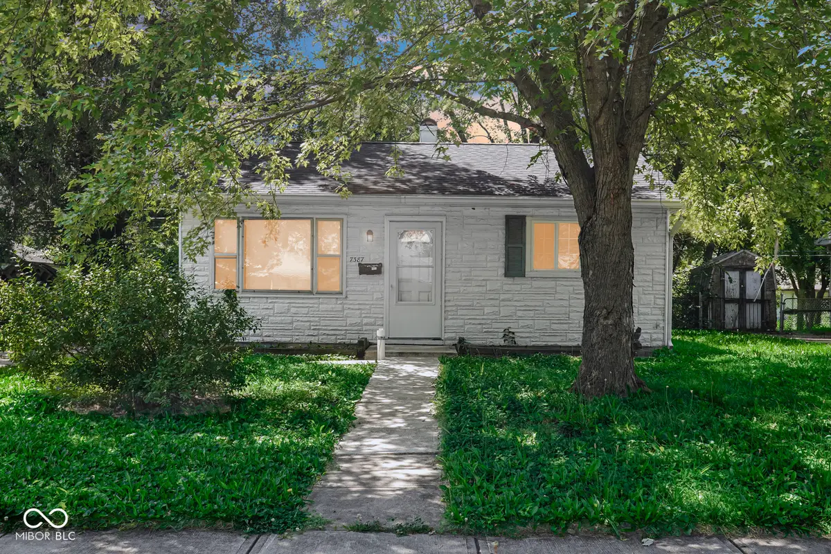 7387 E 54th Street, Lawrence, IN 46226 - #1