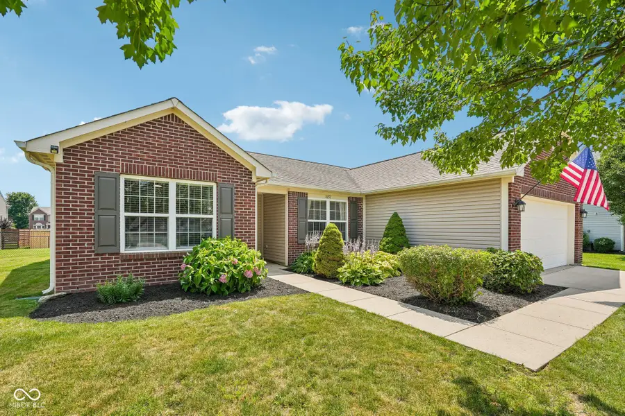 8151 Stonelick Drive, Avon, IN 46123 - #2