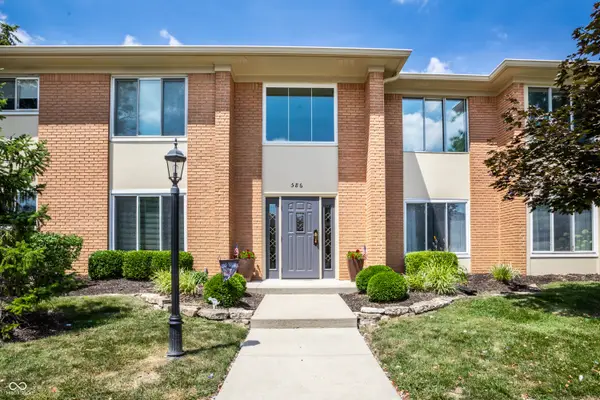 586 Hunters Drive #APT D, Carmel, IN 46032