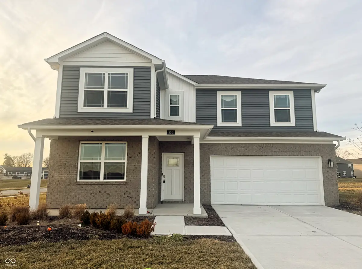 830 Saddlebrook Farms Boulevard, Whiteland, IN 46184 - #1