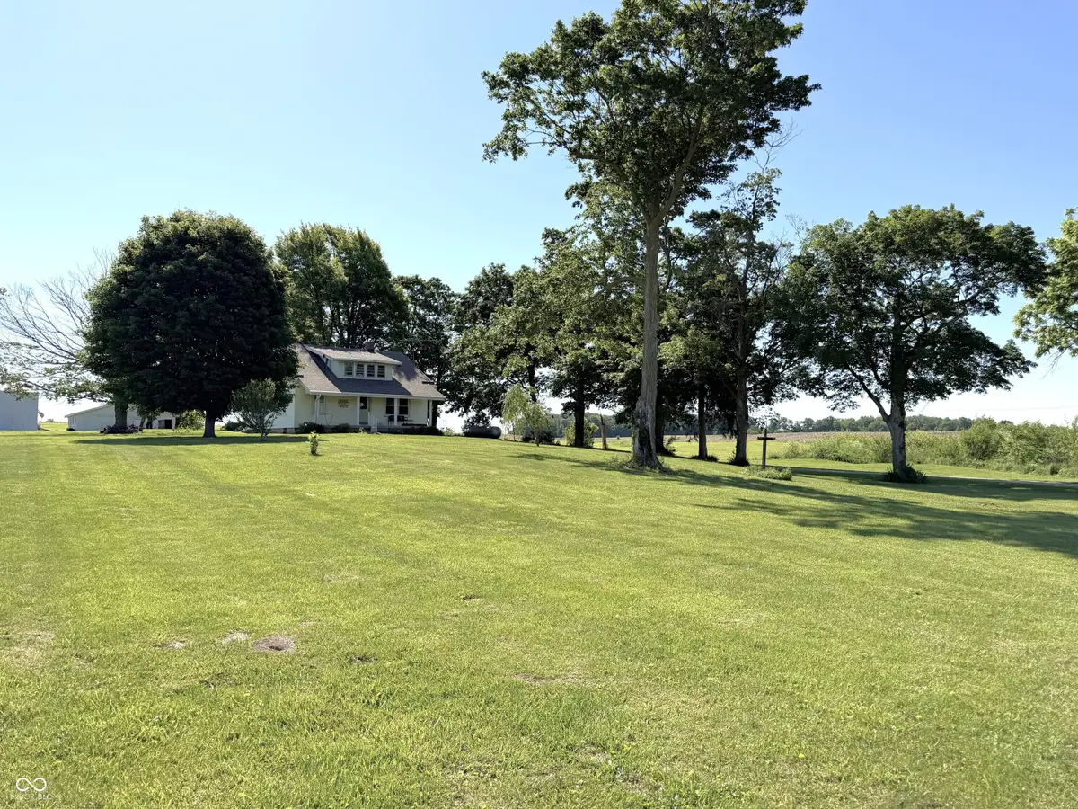 2438 N 500 E, Crawfordsville, IN 47933 - #1