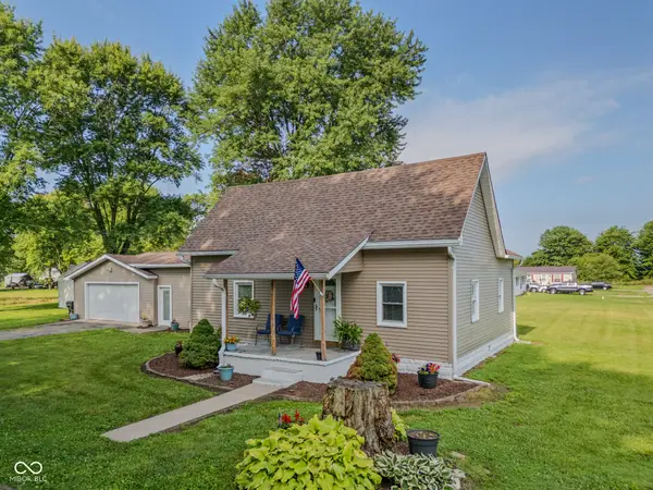 12852 1st Street, Columbus, IN 47203