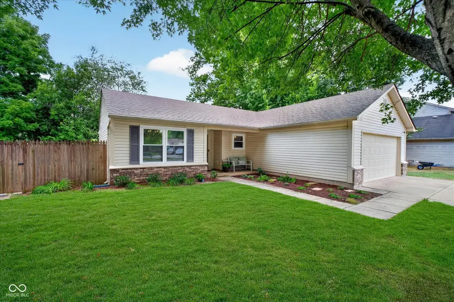 597 Woodfield Circle, Avon, IN 46123 - #2