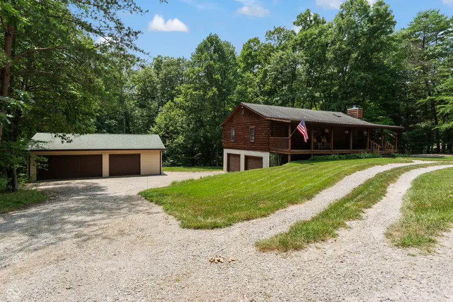 8086 Jonathans Court, Seymour, IN 47274 - #3