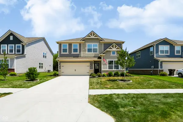 1096 Sunderland Drive, Greenwood, IN 46143