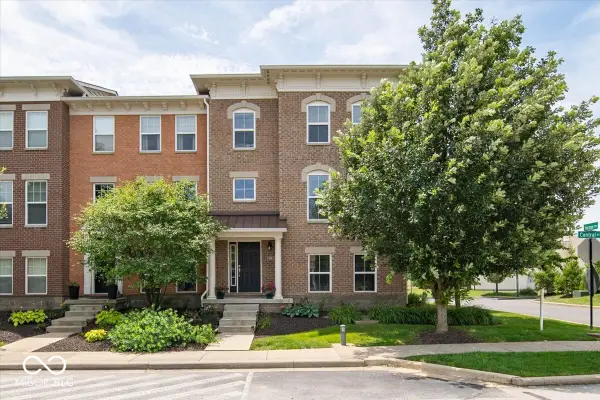 6301 Central Boulevard, Whitestown, IN 46075