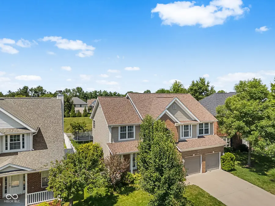 2448 Wyndham Place S, Columbus, IN 47203 - #3