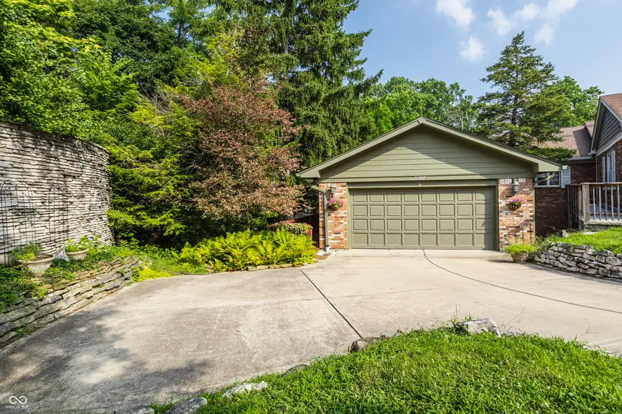 5382 Thicket Hill Lane, Indianapolis, IN 46226 - #2
