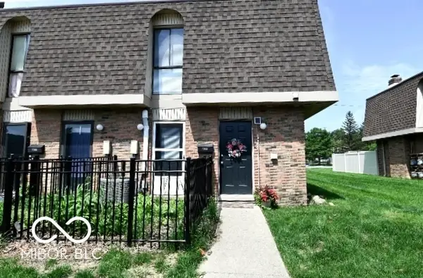 7368 Country Brook Drive #7368, Indianapolis, IN 46260