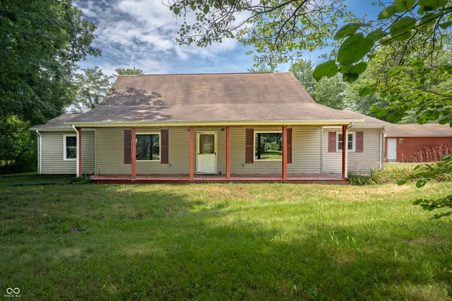 6546 N County Road 1300 E, Seymour, IN 47274 - #2