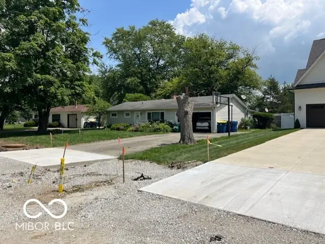 925 W Auman Drive, Carmel, IN 46032 - #2
