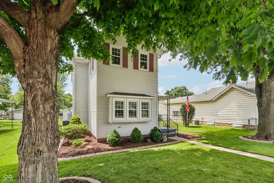 149 W Washington Street, Mooresville, IN 46158 - #2