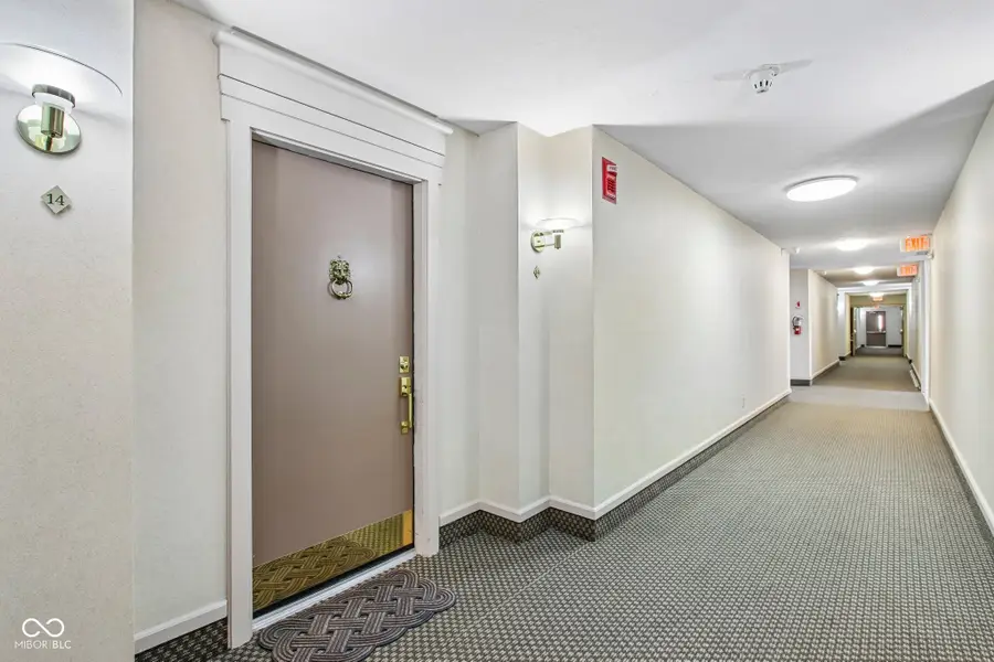8690 Jaffa Court West #14 Drive, Indianapolis, IN 46260 - #2