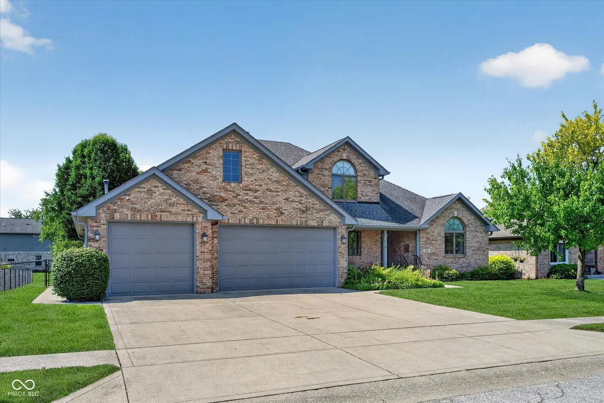 1323 Park Meadow Drive, Beech Grove, IN 46107 - #1