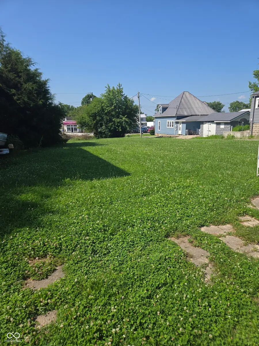 419 W 3rd Street, Rushville, IN 46173 - #2