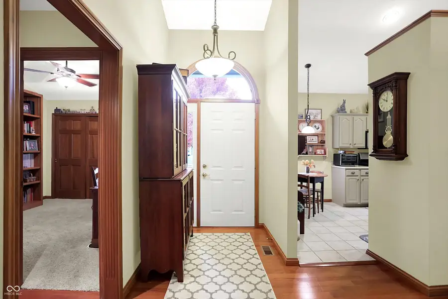 3704 S Cedar Cove Court #6, New Palestine, IN 46163 - #3