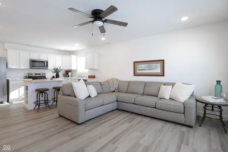 1622 W Paula Drive, Columbus, IN 47201 - #3