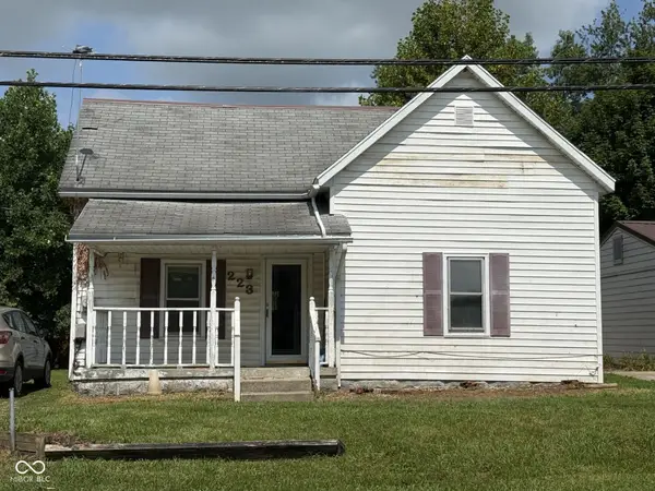 223 N Knightstown Road, Shelbyville, IN 46176