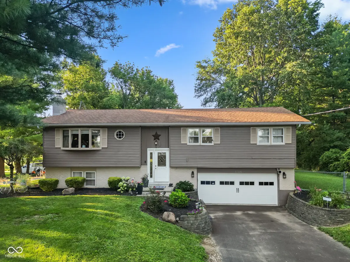 2356 W Us Highway 36, Danville, IN 46122 - #1