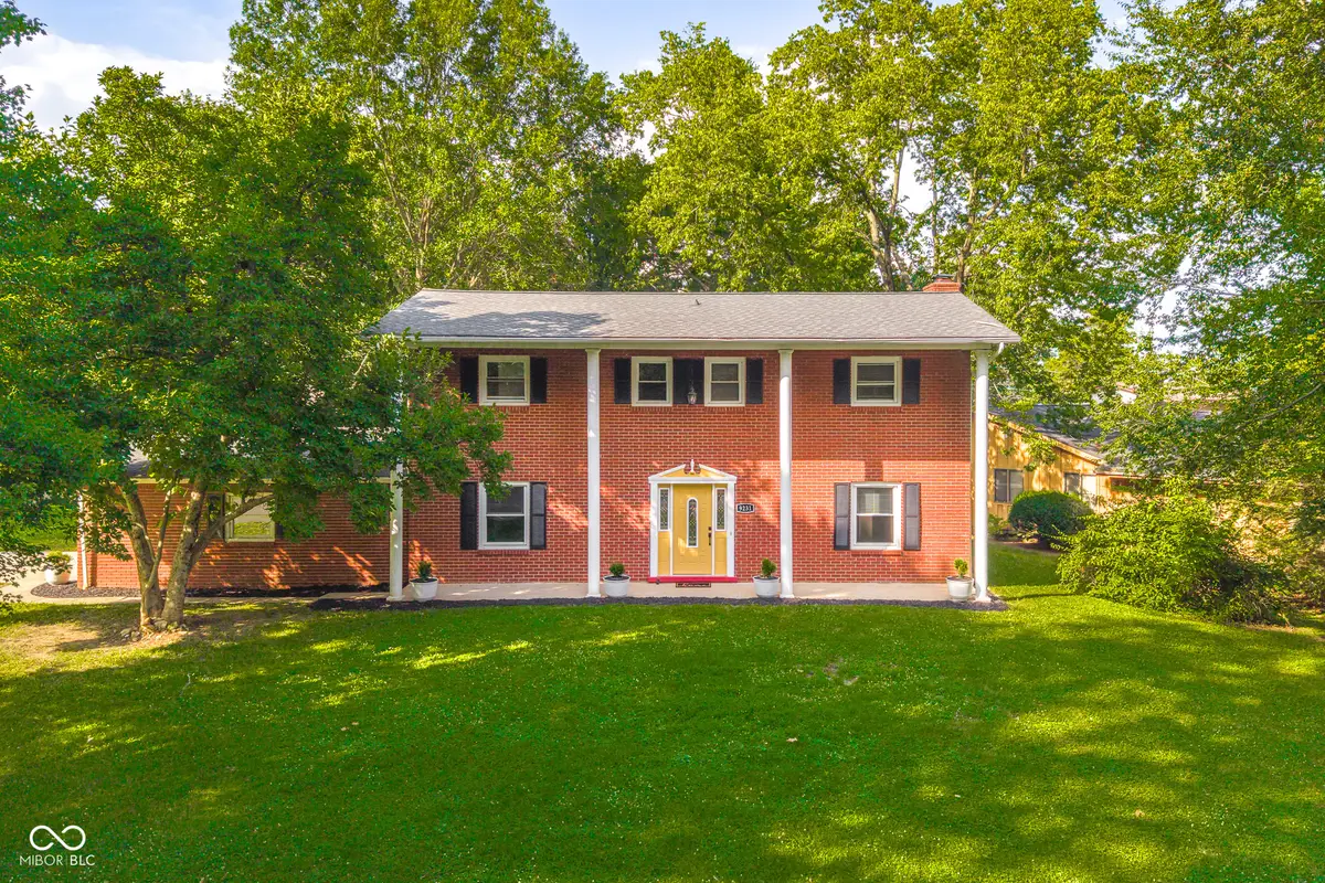 9231 N Cherry Hills Drive, Columbus, IN 47201 - #1