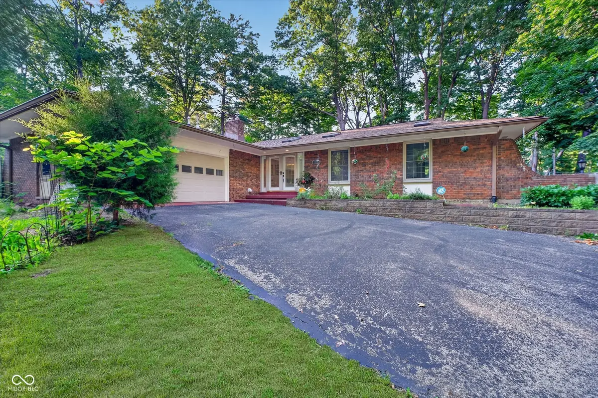 8942 Briarclift Road, Indianapolis, IN 46256 - #1