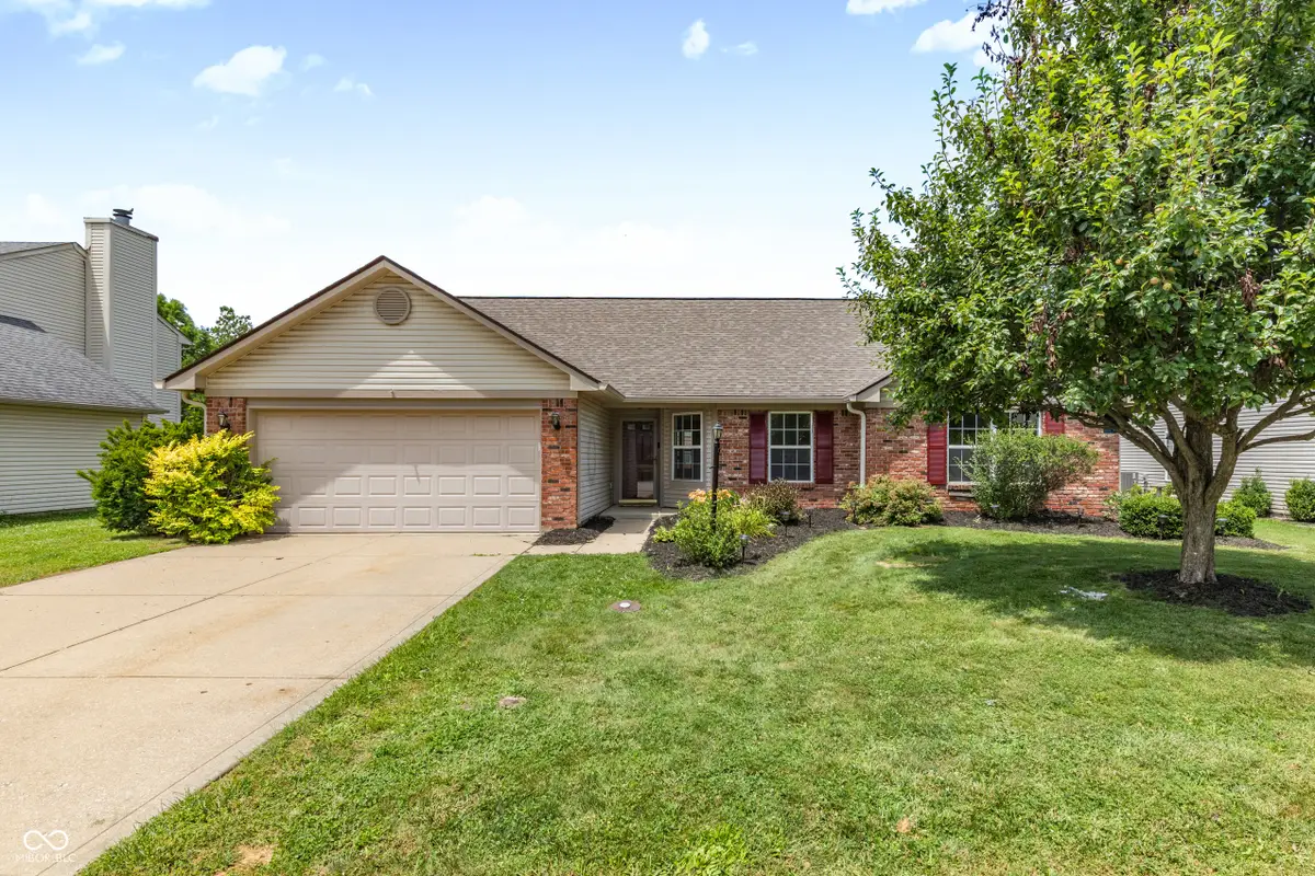 321 Brooks Bend, Brownsburg, IN 46112 - #1