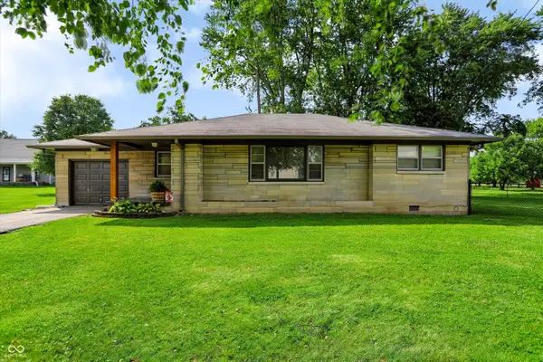 2209 S Miller Avenue, Shelbyville, IN 46176