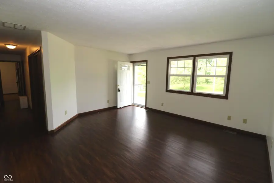 205 S Jackson Street, Waveland, IN 47989 - #3