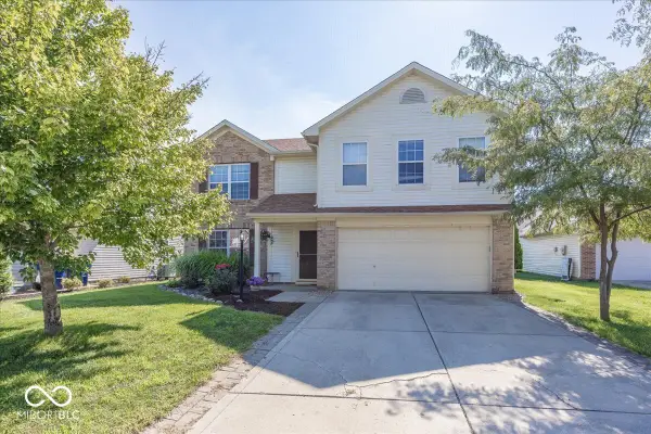 7929 Dillon Place, Indianapolis, IN 46236