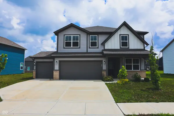 2135 Bauer Creek, Whitestown, IN 46075