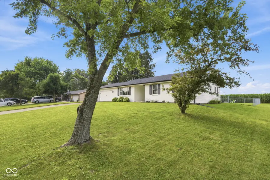 4671 W Randy Road, Edinburgh, IN 46124 - #2