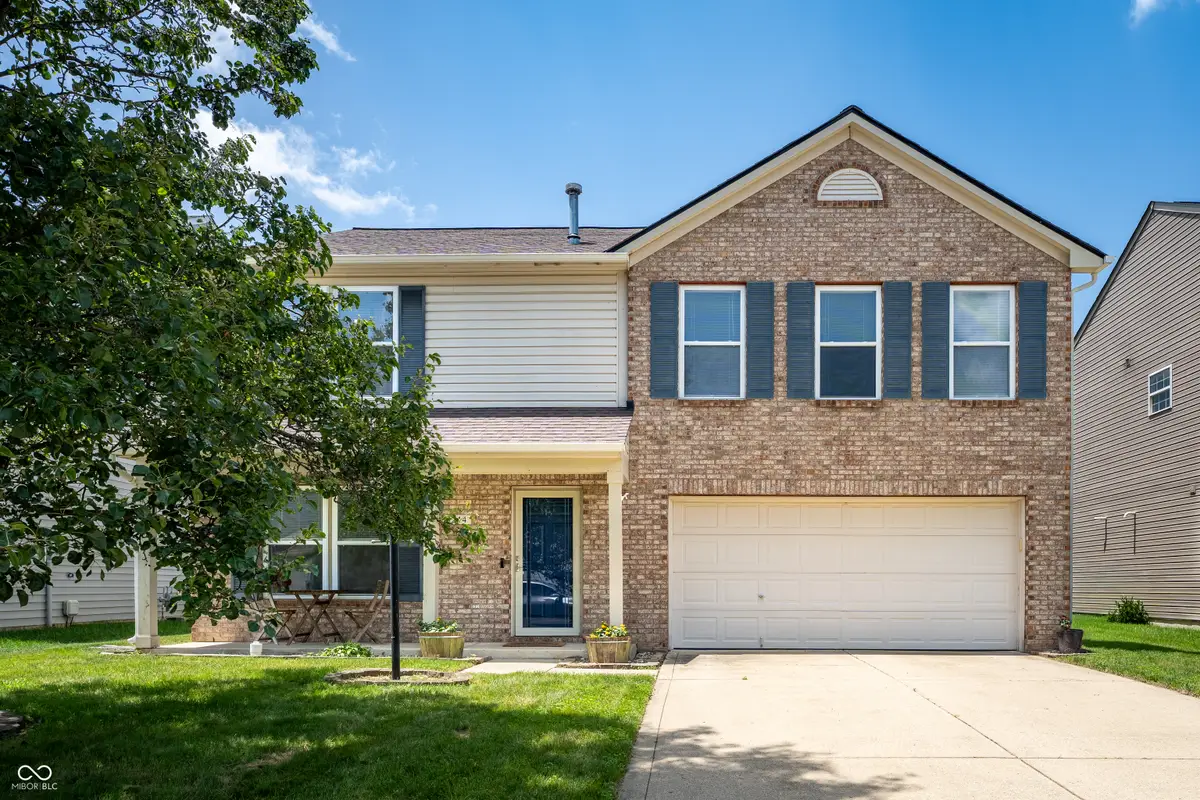 3244 Rolling Hill Drive, Columbus, IN 47201 - #1