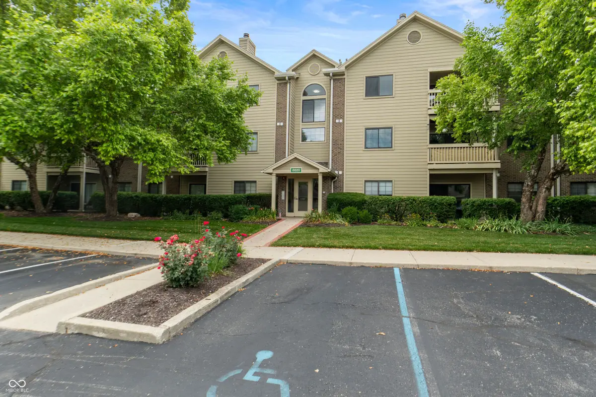 8820 Yardley Court #APT 207, Indianapolis, IN 46268 - #1