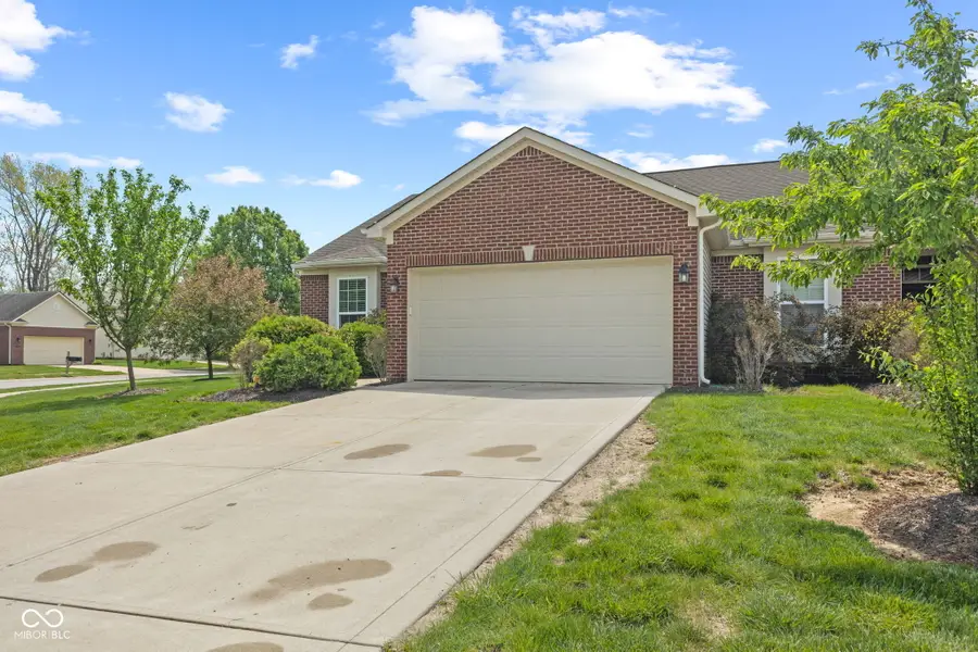 556 Dylan Drive, Avon, IN 46123 - #2