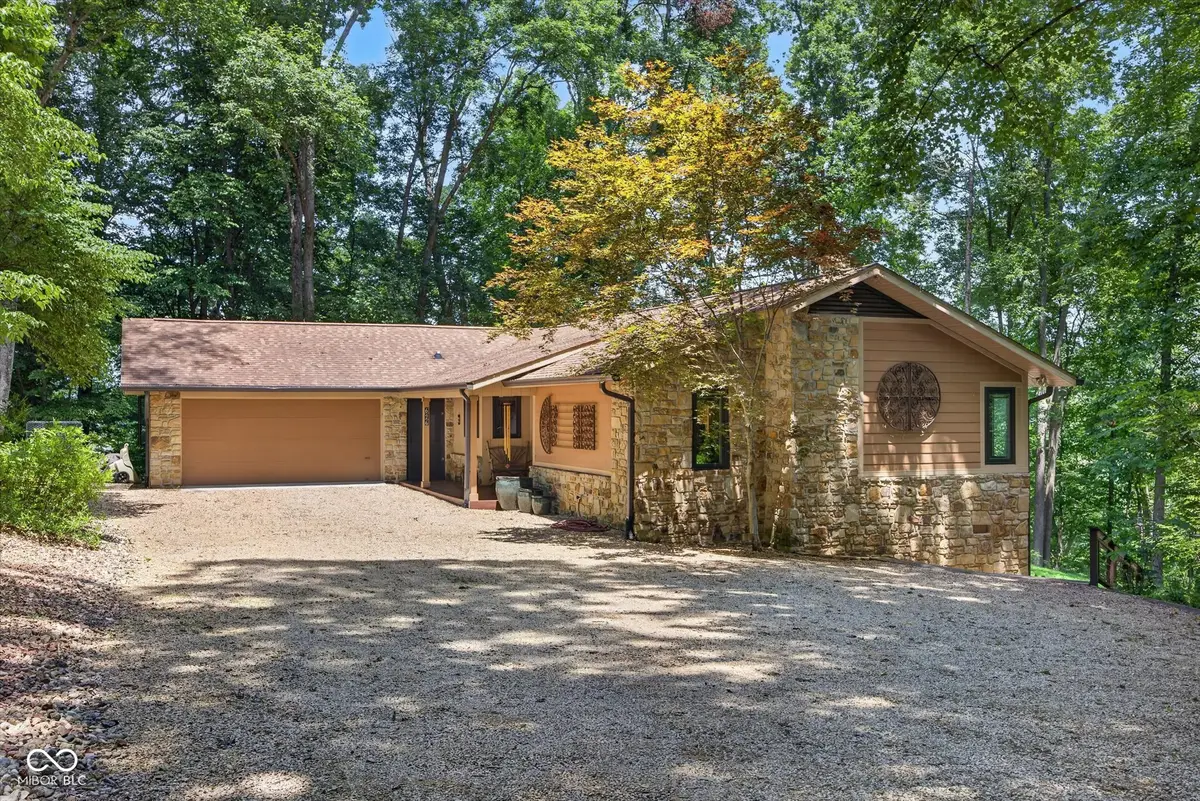 626 Town Hill Road E, Nashville, IN 47448 - #1