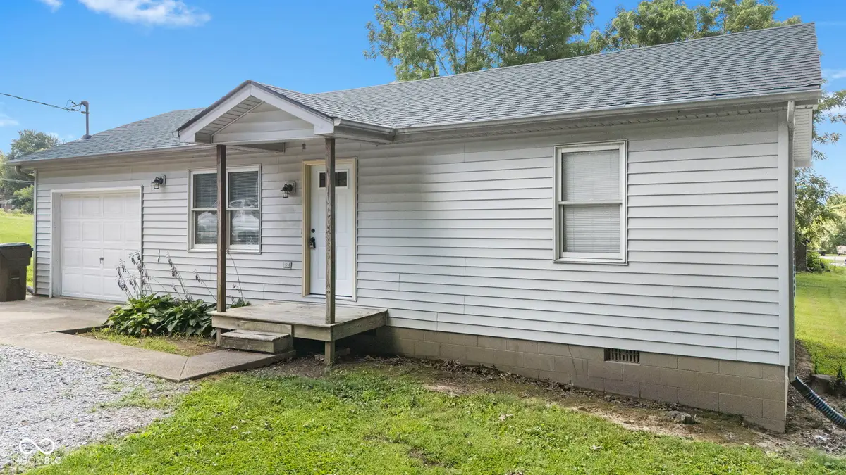 366 E Vienna High Street, Scottsburg, IN 47170 - #1
